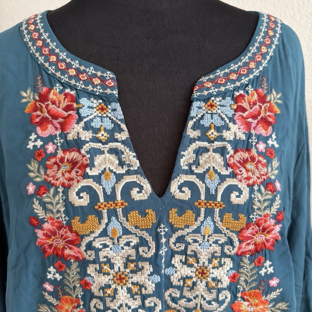 Savanna Jane Tunic Top Womens 2X Teal Embroidered Floral 3/4 Bell Sleeve Boho - Picture 2 of 9